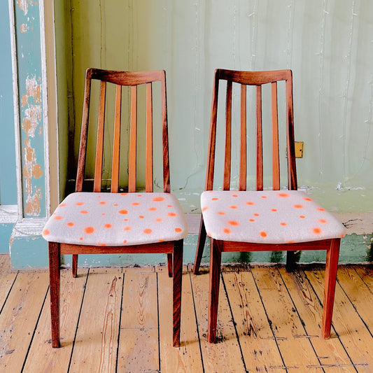 Upcycled Vintage G-plan dining chairs upholstered in biodegradable linen print for second-hand September
