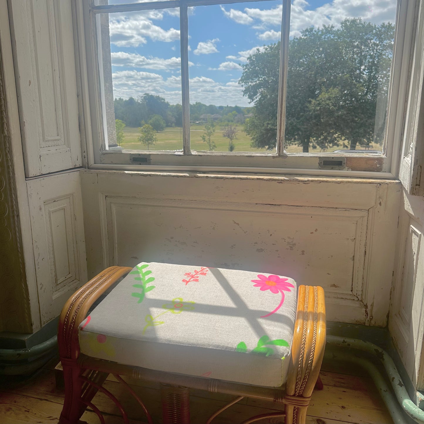 Upholstered Bamboo Sustainable Seat Linen/Cotton fabric in 'Grow Your Own Way' hand-illustrated print