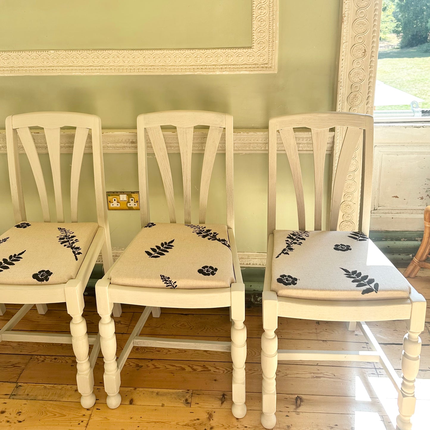 Upholstered Vintage 1920s Dining Chair Set of 4 in hand-illustrated Linen print