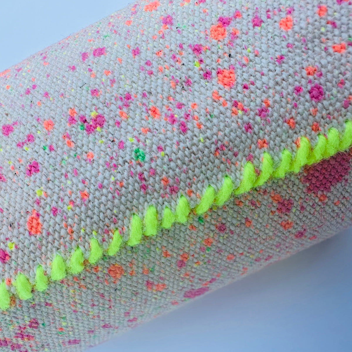 neon whipstitch wool edging on upcycled pen holder