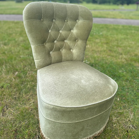 Sustainable Bedroom Love Seat