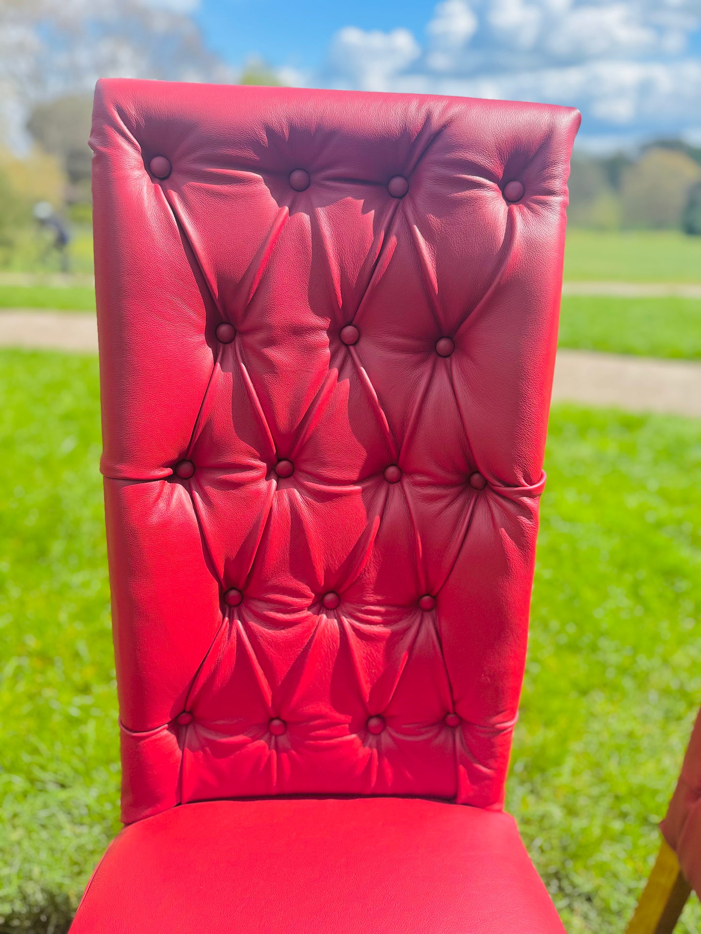 Set of 4 Upholstered Chesterfield-style dining chairs in Deep Red Leather