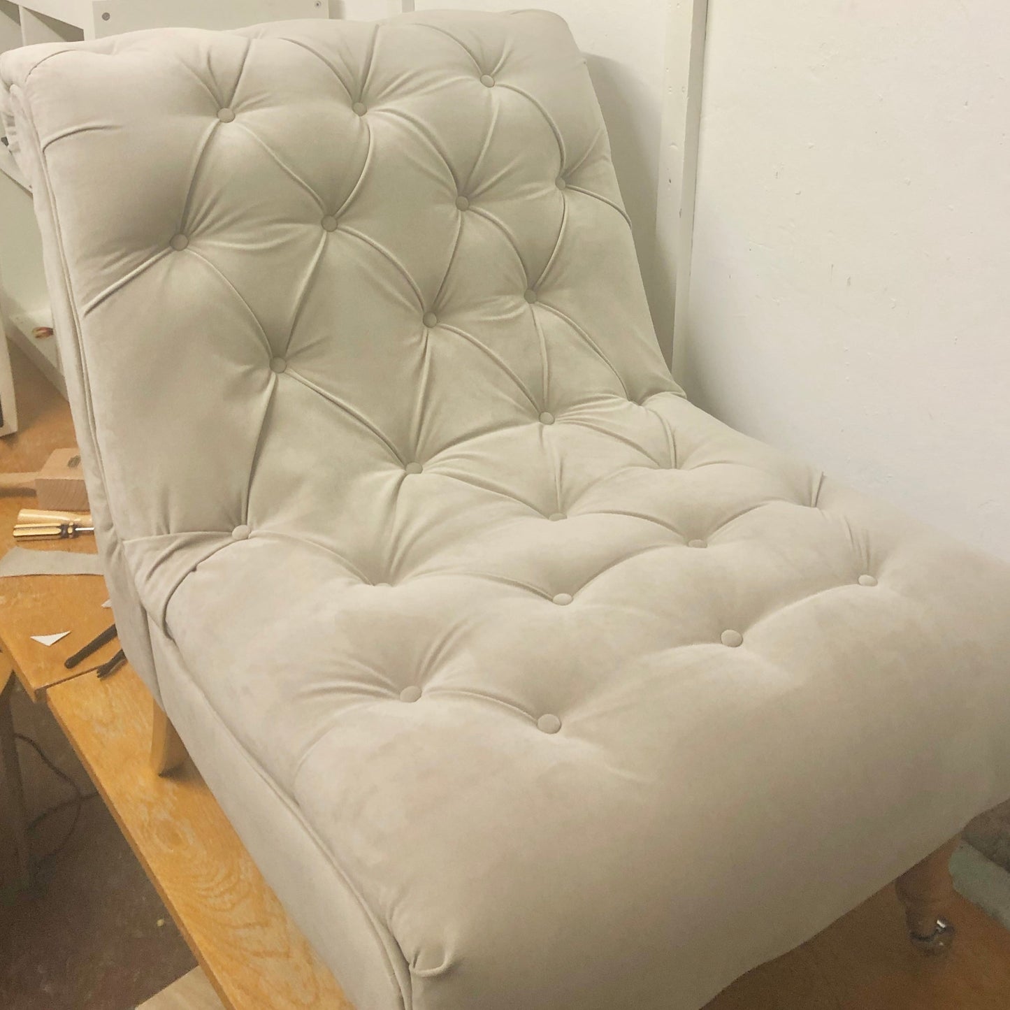 Recycled Velvet Chaise-Chair