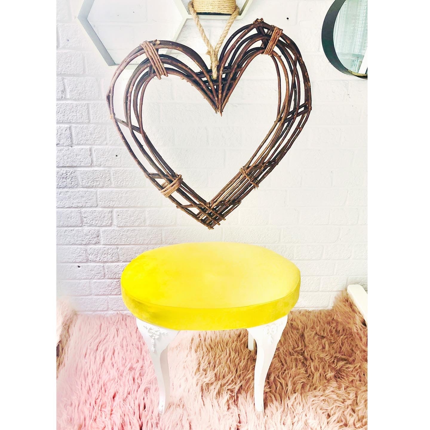 Sustainable Daffodil Stool
