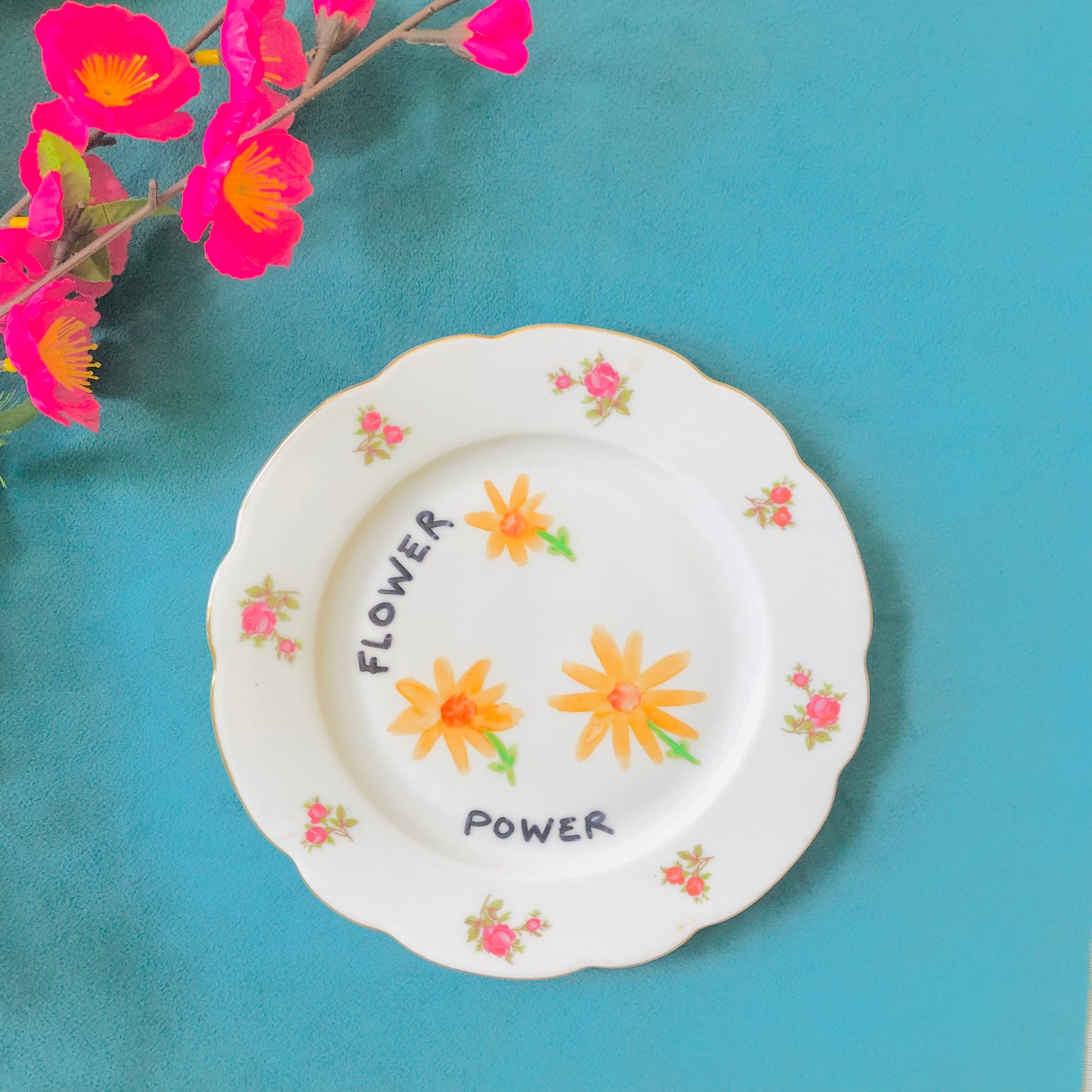 “Flower Power” Vintage Plate